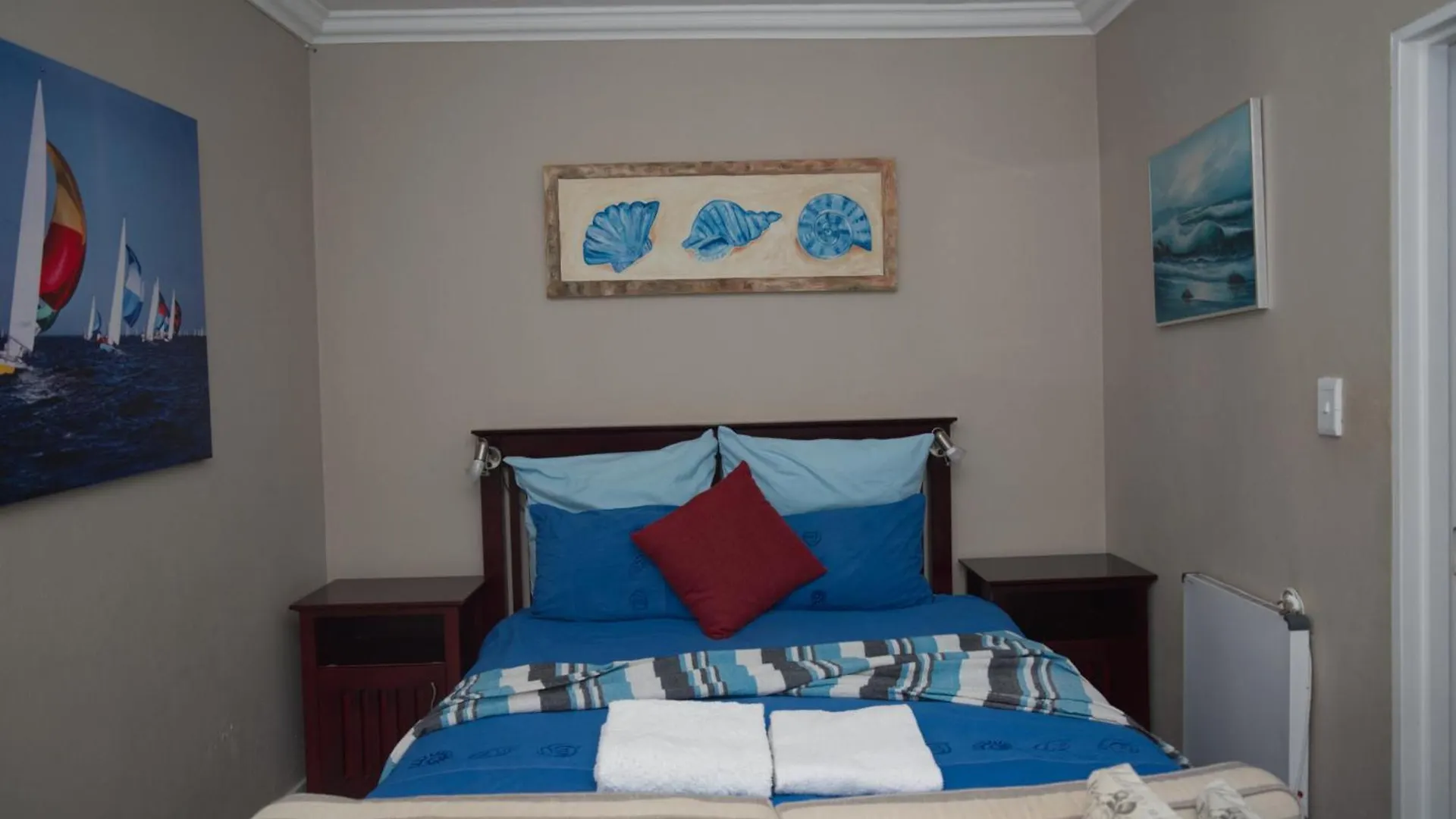 Sunset Decks Guesthouse Κέιπ Τάουν