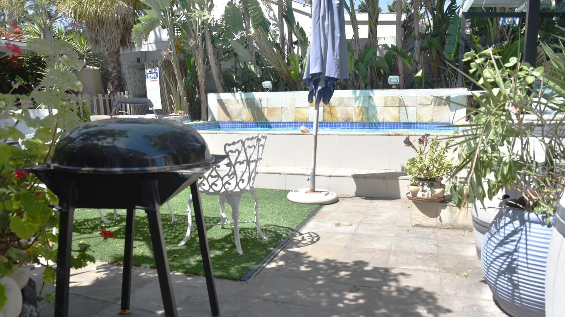Sunset Decks Guesthouse Κέιπ Τάουν 3*,